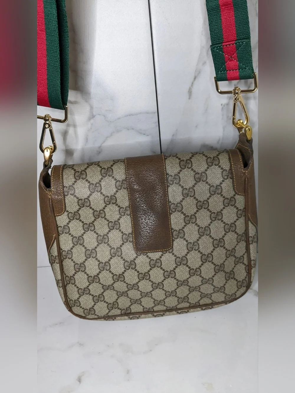Gucci Vintage Crossbody Purse - Picture 11 of 12